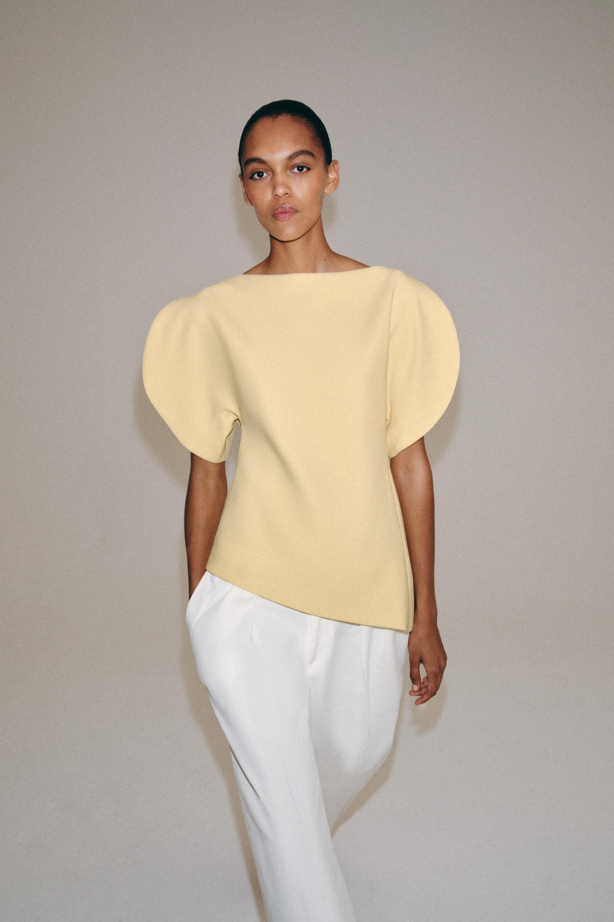 TOP À MANCHES BOUFFANTES ZW COLLECTION